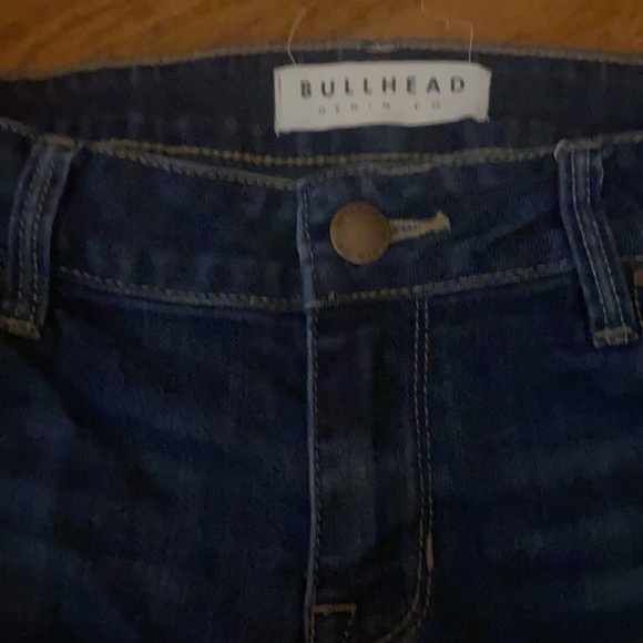 Bullhead Skinny Jeans - Picture 4 of 6